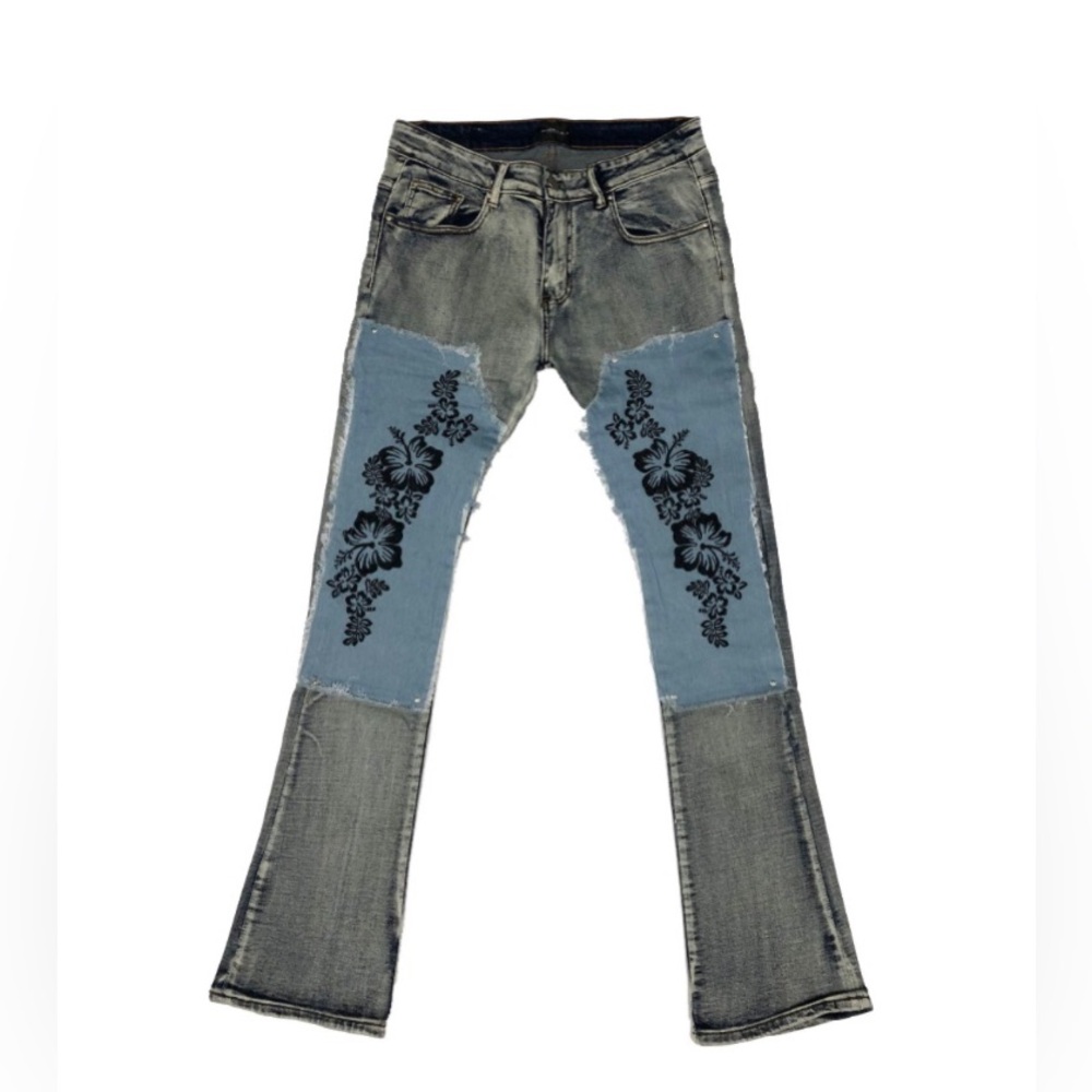 Cooper9 508 “Flower” Double Knee Stack Jeans

Color: Light Wash

Style# 2150822